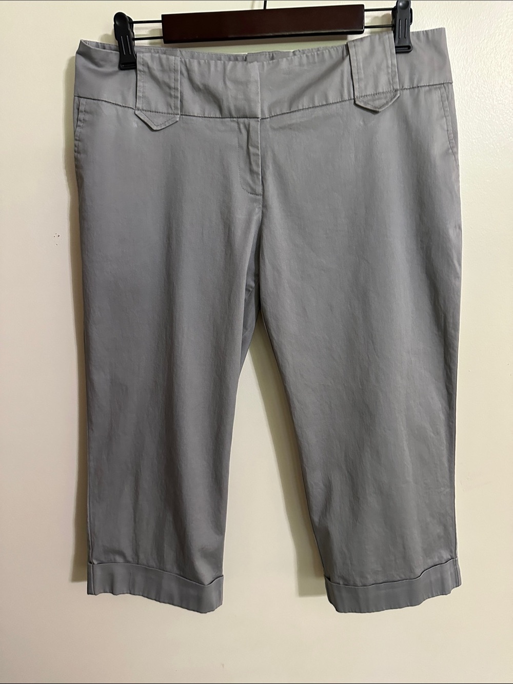 The Limited Classic Women's Gray Cuffed Capri Pants
